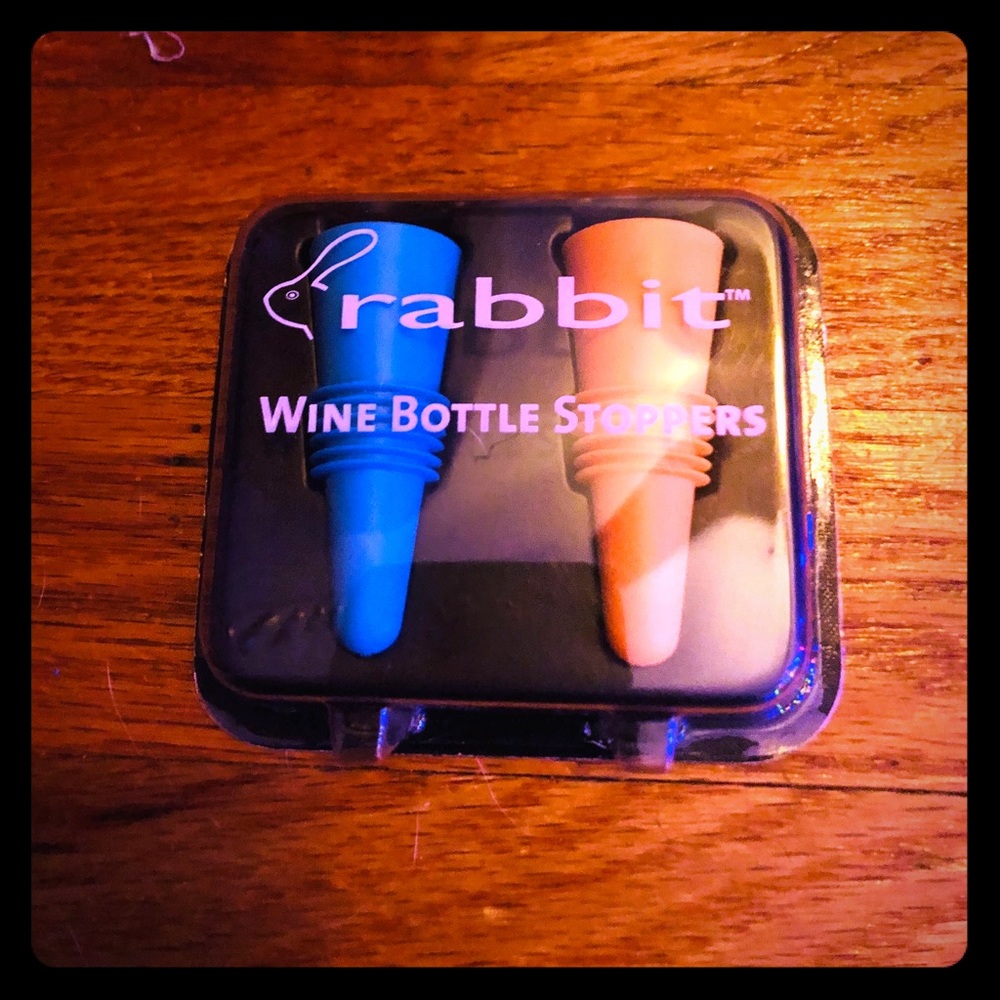 Rabbit wine stoppers